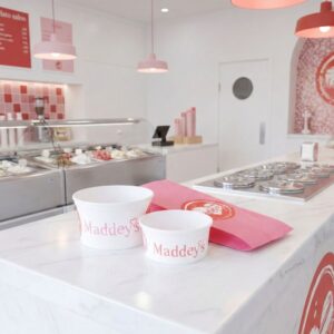 bedrukte bakjes ijssalon